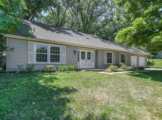 283 Ridge Trail Dr, Chesterfield, MO 63017
