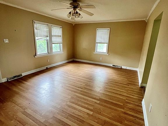 4th image of 102 Bibb Ave