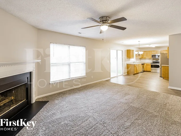 5102 Torrey Ln — Photo 4