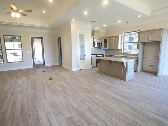 3rd image of 217 Oats Dr