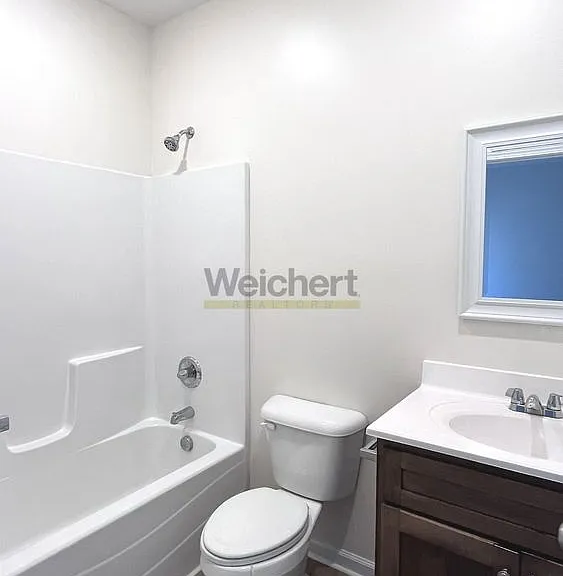 719 N 5th St — Photo 7