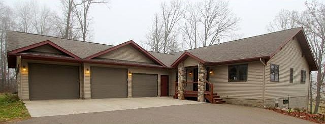 1st image of 14893 Rosewood Dr