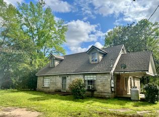 1764 James St, Hattiesburg, MS 39401