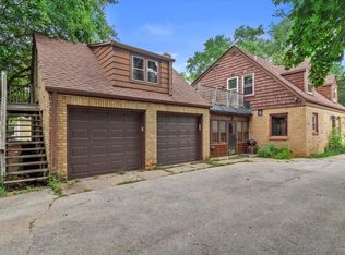 6125 N Park Rd, Glendale, WI 53217