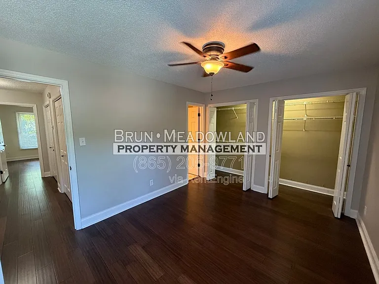 10427 Ravenbrook Ln — Photo 38