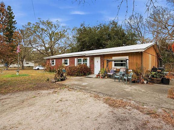 2nd image of 515 Lemon St