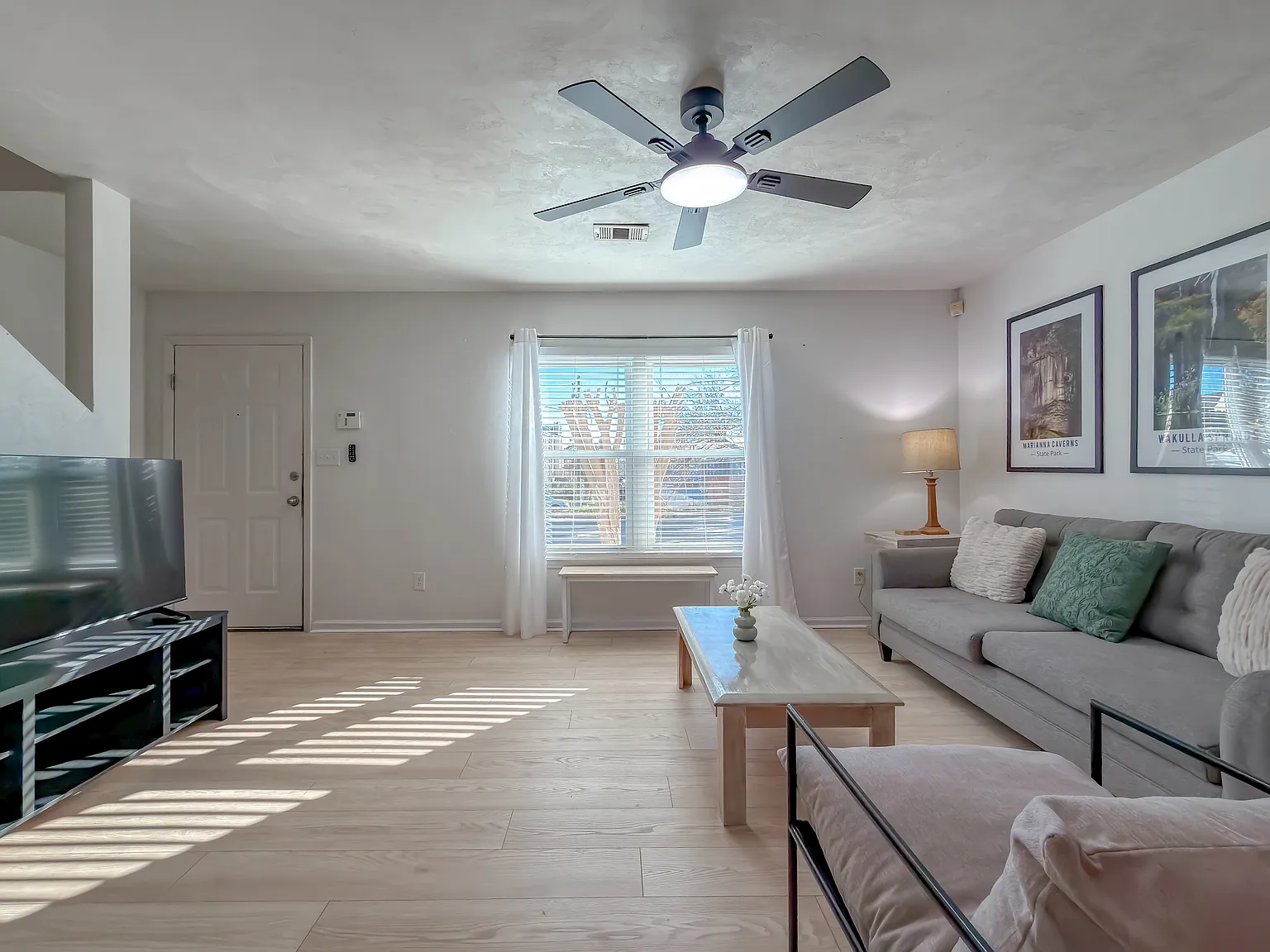 1340 Hancock St — Photo 3