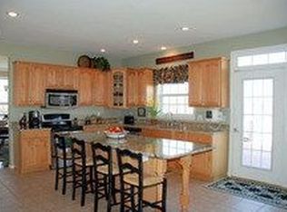 54 Brittany Ln, Summit Point, WV 25446