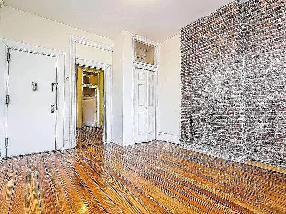 2nd image of 318 Jefferson Ave #2L