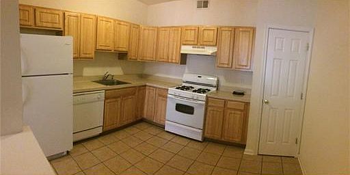 2nd image of 233 Pinelli Dr