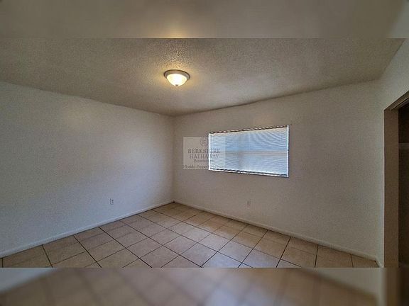 5th image of 8923 N 40th St APT 9