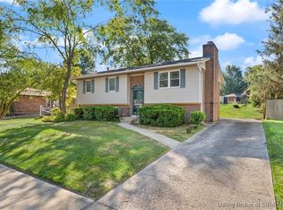 2804 Bishop Rd, Jeffersonville, IN 47130