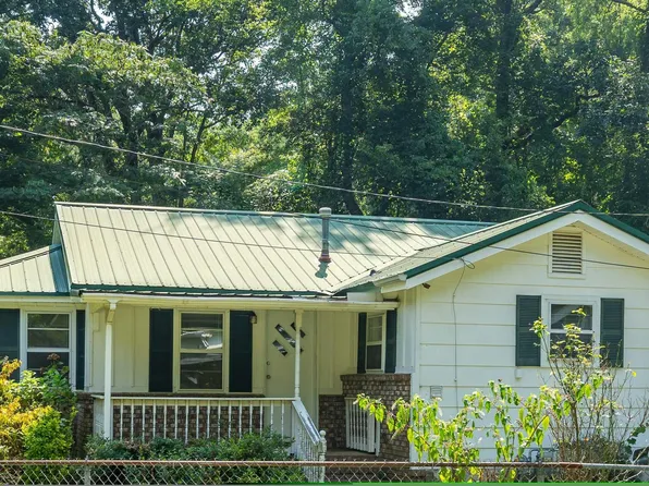 80 Barnett St, Sylacauga, AL 35150