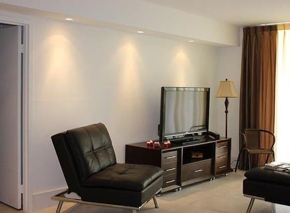 4th image of 2333 Brickell Ave APT 1404