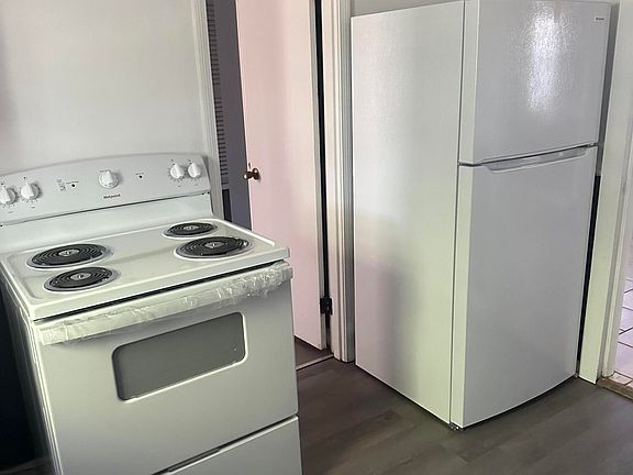 5th image of 3115 Chicago Ave