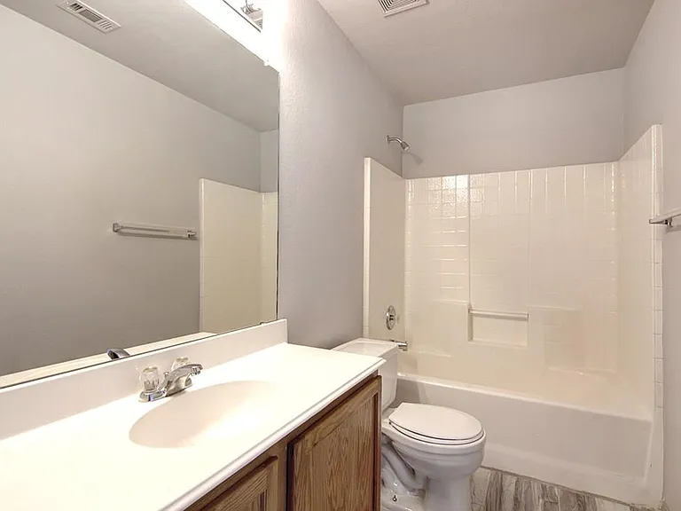 3708 Ocean Dr — Photo 28