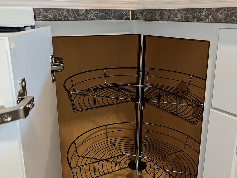 unit 2 lazy susan for storage