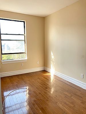 3rd image of 445 W 153rd St APT 1A