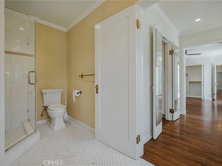1243 Rossmoyne Ave — Photo 35