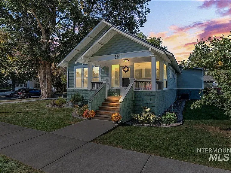 520 S 15th Ave — Photo 3
