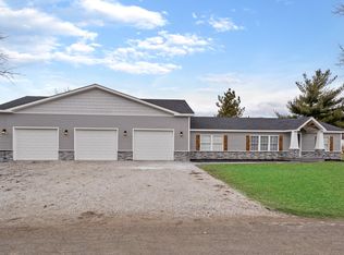 208 Hollister St, Ligonier, IN 46767