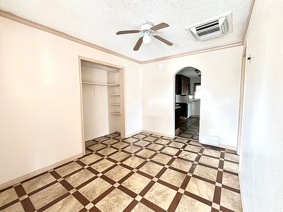 5th image of 280 N 5th Ave