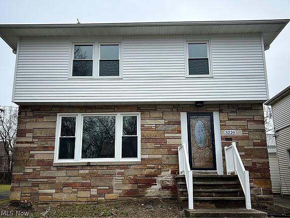 2nd image of 3229 Livingston Rd