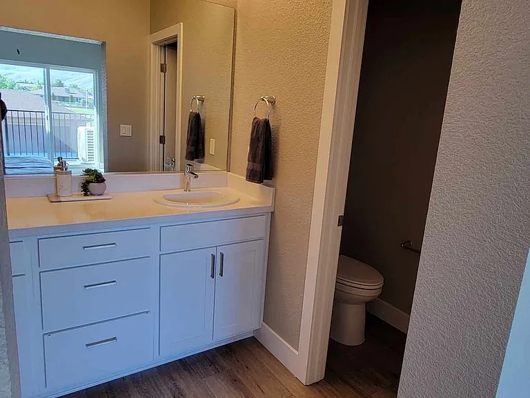 Roseview Townhomes — Photo 12