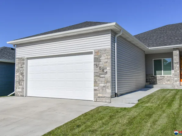 5044 W Stampede Ln, Lincoln, NE 68528