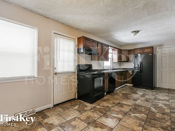 5th image of 9817 Hardesty Ave