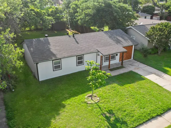 911 Milam Dr, Euless, TX 76039