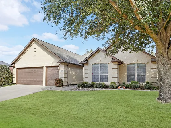 11704 Rosemont Ct, Denton, TX 76207
