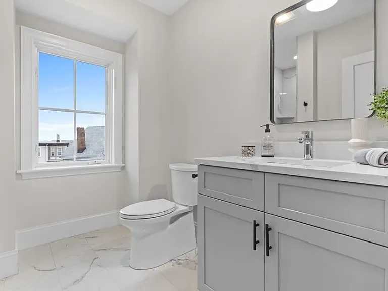 85 White St #2B — Photo 5