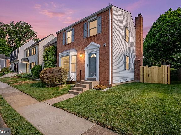 2nd image of 2915 Piney Grove Ct