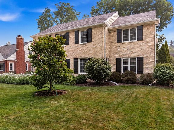 2nd image of 2434 N 93rd STREET