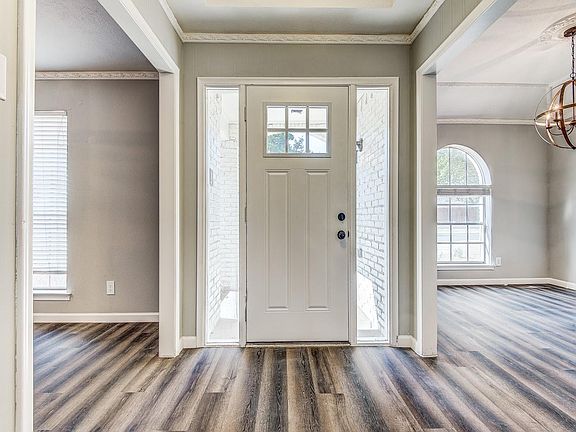 3rd image of 12608 Planters Glen Dr