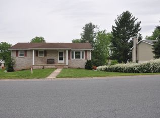 2512 Danielle Dr, Dover, PA