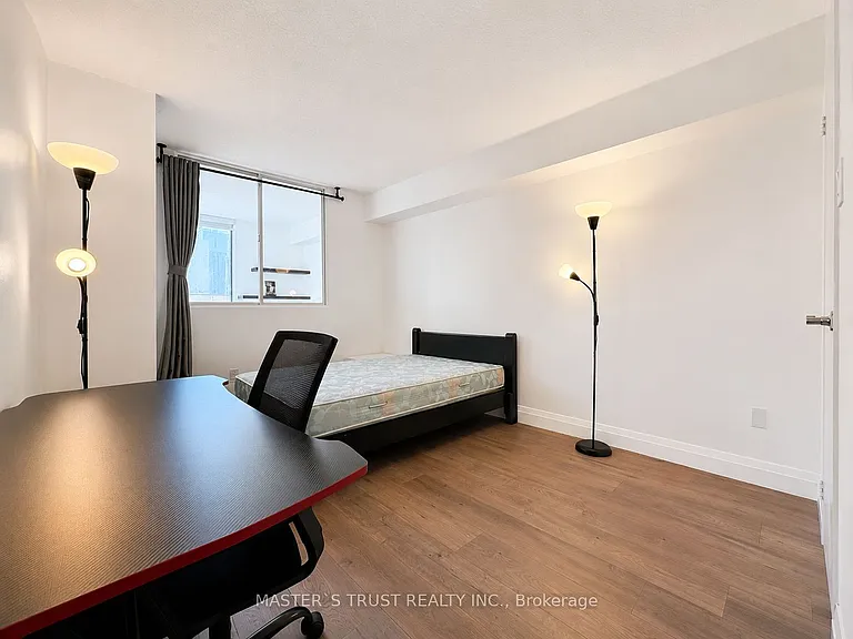 117 Gerrard St E #413 — Photo 7