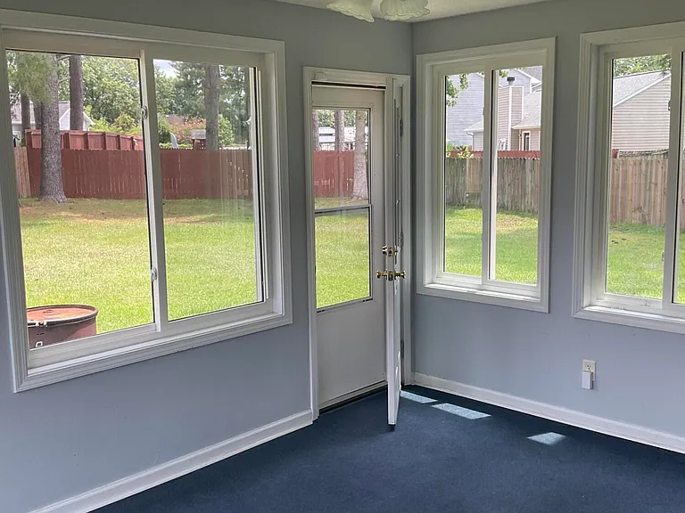 529 Raintree Rd — Photo 9