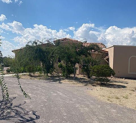 3rd image of 4209 Superstition Dr