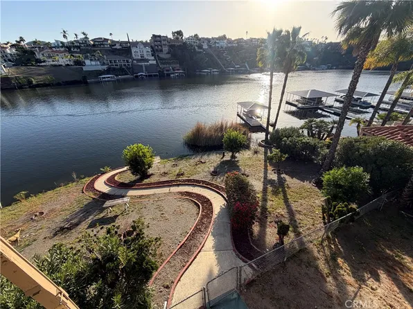 30291 Hiding Bass Pl, Canyon Lake, CA 92587