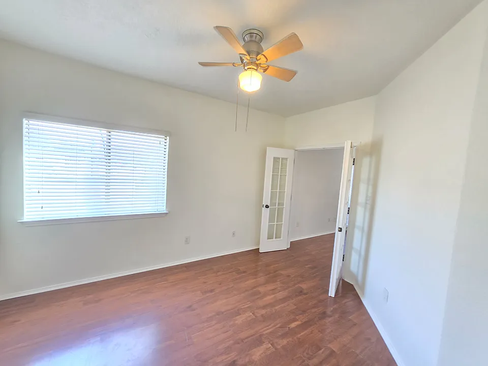 3117 Sondra Dr #103