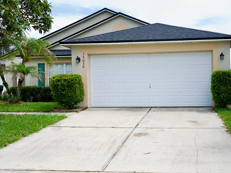 15030 Waterford Chase Pkwy — Photo 1