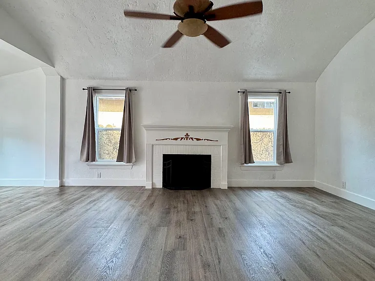 1736 Junipero Ave #A — Photo 2
