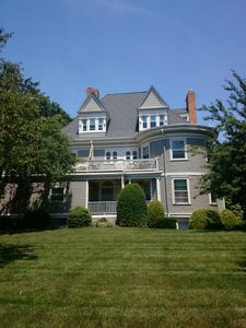 11 Washington St APT 1, Newton, MA, 02458