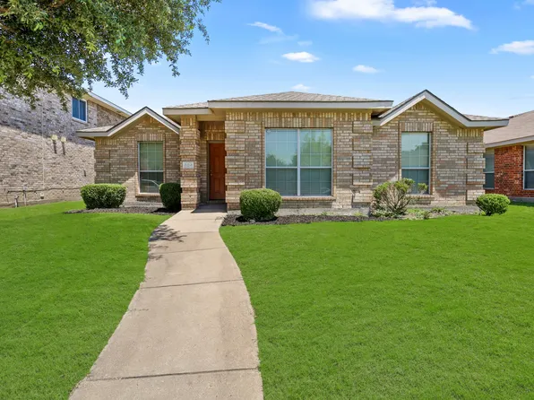 804 Horseshoe Ct, Desoto, TX 75115