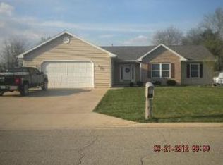 463 Prairie Ln W, Princeton, IL 61356