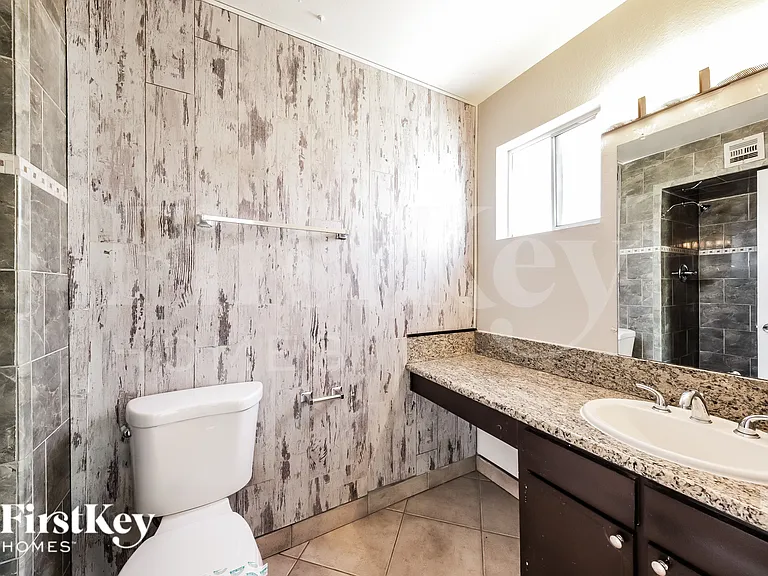 3636 W Beryl Ave — Photo 10