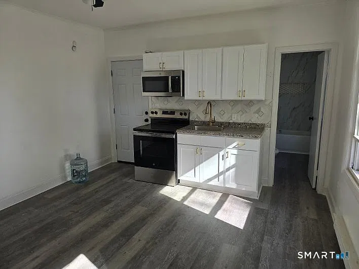 1 bed, 1.0 bath, 600 sqft, $1,150 — Photo 3