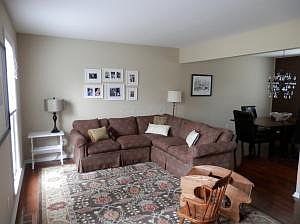 4th image of 230 Clover Ct